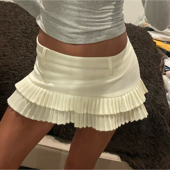Lioness Double Ruffle Mini Skort - Picture 2 of 3